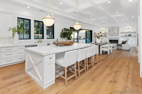 Kitchen - 804 Hygeia, Encinitas, CA 92024 photo 1 of 3