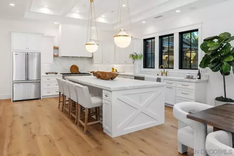 Kitchen - 804 Hygeia, Encinitas, CA 92024 photo 3 of 3