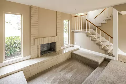 Living - 2640 Longboat Cv, Del Mar, CA 92014 photo 3 of 5