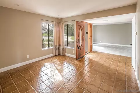 Living - 2640 Longboat Cv, Del Mar, CA 92014 photo 1 of 5