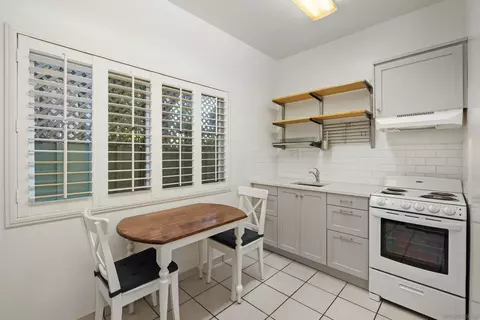 Kitchen - 415 Gravilla St #11, La Jolla, CA 92037 photo 1 of 7