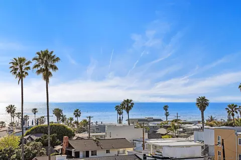 View/Area - 415 Gravilla St #11, La Jolla, CA 92037 photo 1 of 4