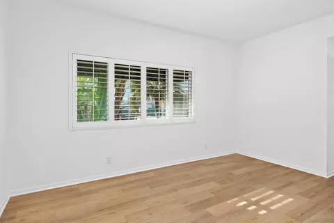 Bedroom - 415 Gravilla St #11, La Jolla, CA 92037 photo 2 of 2