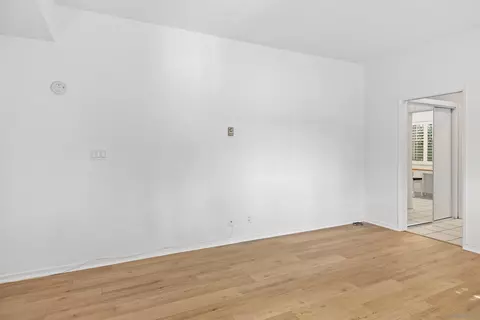 Living - 415 Gravilla St #11, La Jolla, CA 92037 photo 3 of 6