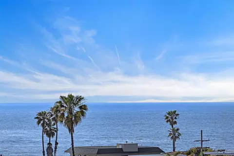 View/Area - 415 Gravilla St #11, La Jolla, CA 92037 photo 2 of 4