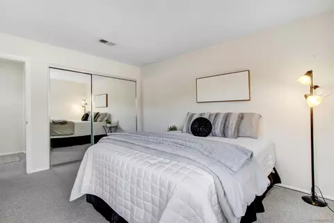 Bedroom - 45592 Corte Montril, Temecula, CA 92592 photo 5 of 9