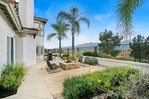 Exterior - 45592 Corte Montril, Temecula, CA 92592 photo 4 of 5