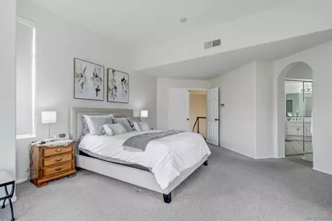 Bedroom - 45592 Corte Montril, Temecula, CA 92592 photo 9 of 9