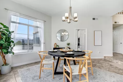 Dining - 45592 Corte Montril, Temecula, CA 92592 photo 2 of 3