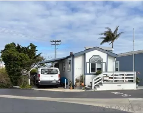 6516 Friendly Pl, Carlsbad, CA 92011