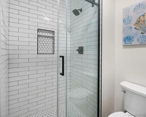Bath - 9860 Costa Lago St, Spring Valley, CA 91977 photo 2 of 4