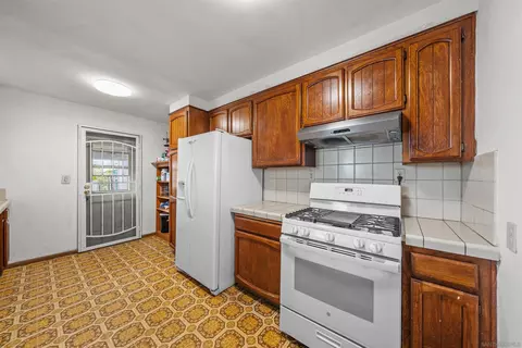 Kitchen - 4002 Violet, La Mesa, CA 91941 photo 3 of 7