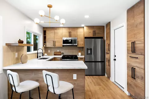 Kitchen - 9616 Halberns Blvd, Santee, CA 92071 photo 2 of 6