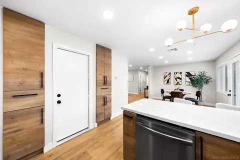 Kitchen - 9616 Halberns Blvd, Santee, CA 92071 photo 5 of 6