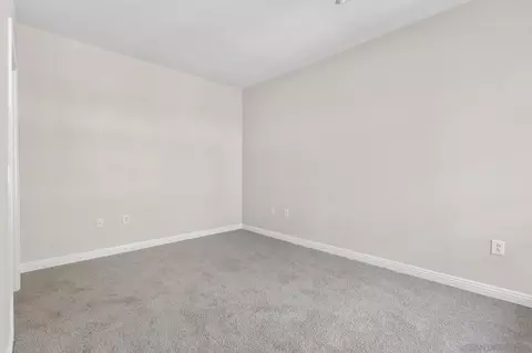 2724 Lake Pointe Dr #241, Spring Valley, CA 91977 photo 11