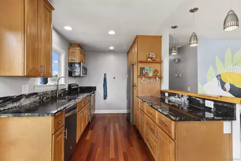 Kitchen - 2387 Toub St, Ramona, CA 92065 photo 3 of 5