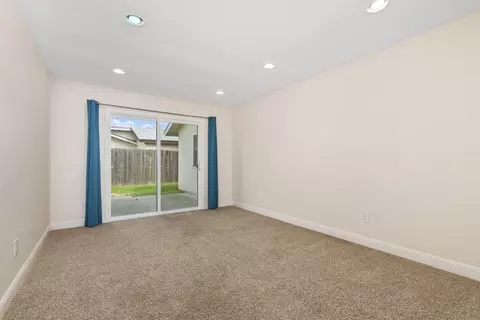 Bedroom - 2387 Toub St, Ramona, CA 92065 photo 4 of 4