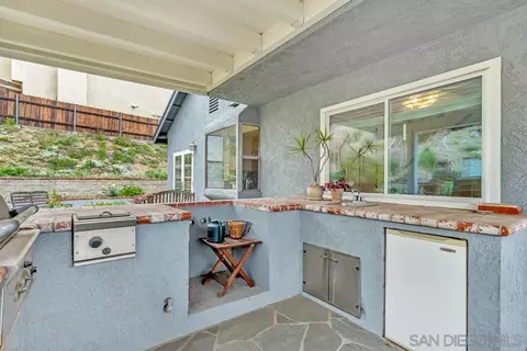 Kitchen - 8320 Oconnell Rd, El Cajon, CA 92021 photo 4 of 4
