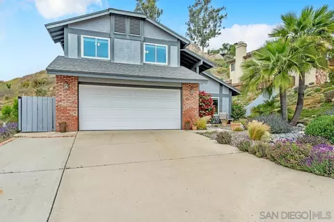 Exterior - 8320 Oconnell Rd, El Cajon, CA 92021 photo 5 of 16