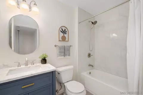 Bath - 8274 Caminito Modena, La Jolla, CA 92037 photo 3 of 3