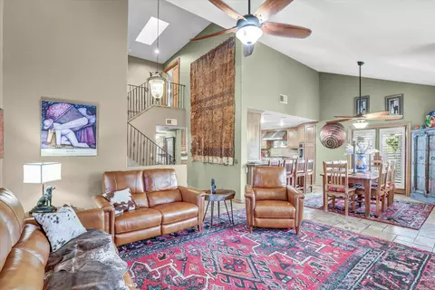 Living - 2669 Victoria Cir, Alpine, CA 91901 photo 3 of 5