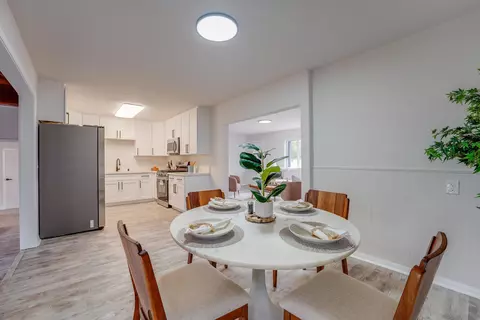 Dining - 674 Palomar Ave, El Cajon, CA 92020 photo 8 of 8