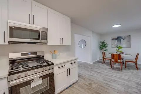 Kitchen - 674 Palomar Ave, El Cajon, CA 92020 photo 4 of 7