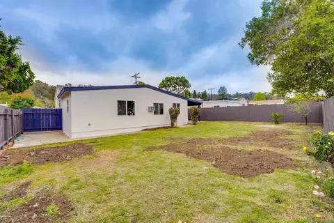 Exterior - 674 Palomar Ave, El Cajon, CA 92020 photo 13 of 14