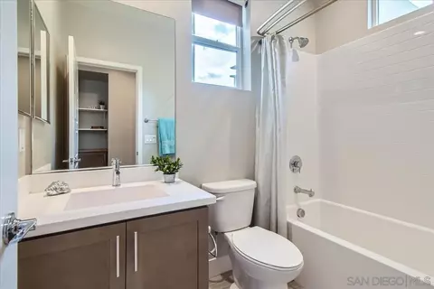 Bath - 2290 Element Way, Chula Vista, CA 91915 photo 4 of 4