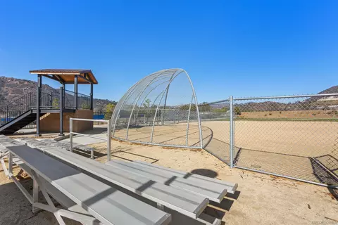 Exterior - 35882 Blue Breton Dr, Fallbrook, CA 92028 photo 8 of 14