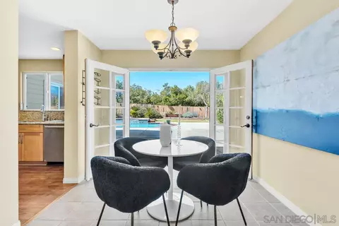 Dining - 12232 Colony Dr, Poway, CA 92064 photo 2 of 4