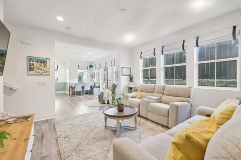 Living - 8671 Tobago Ln, Santee, CA 92071 photo 2 of 5
