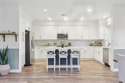 Kitchen - 8671 Tobago Ln, Santee, CA 92071 photo 4 of 7
