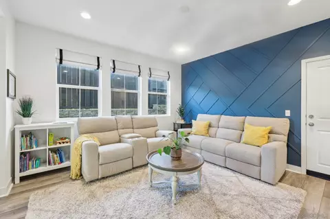 Living - 8671 Tobago Ln, Santee, CA 92071 photo 5 of 5