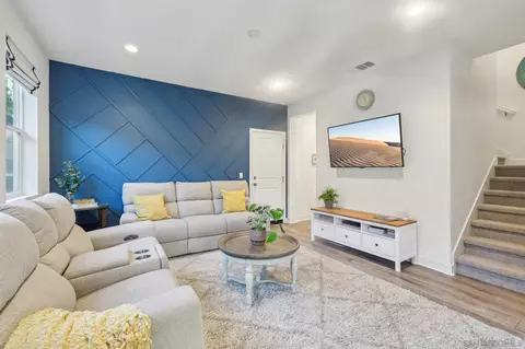 Living - 8671 Tobago Ln, Santee, CA 92071 photo 3 of 5