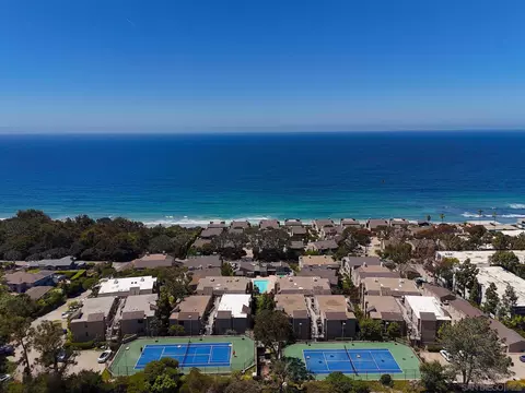 View/Area - 280 Dolphin Cv, Del Mar, CA 92014 photo 6 of 7