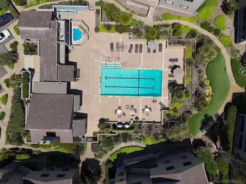 View/Area - 280 Dolphin Cv, Del Mar, CA 92014 photo 2 of 7