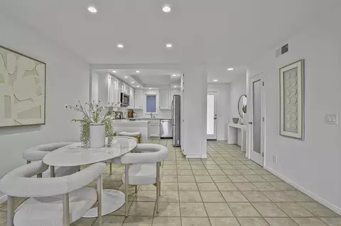 Dining - 280 Dolphin Cv, Del Mar, CA 92014 photo 3 of 4