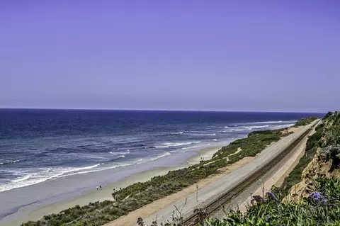 View/Area - 280 Dolphin Cv, Del Mar, CA 92014 photo 3 of 7