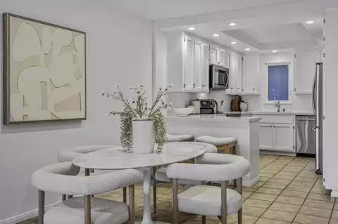 Dining - 280 Dolphin Cv, Del Mar, CA 92014 photo 1 of 4