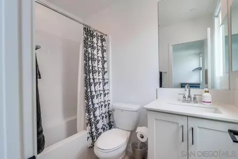 Bath - 2408 Cascalote Loop, San Diego, CA 92154 photo 5 of 6