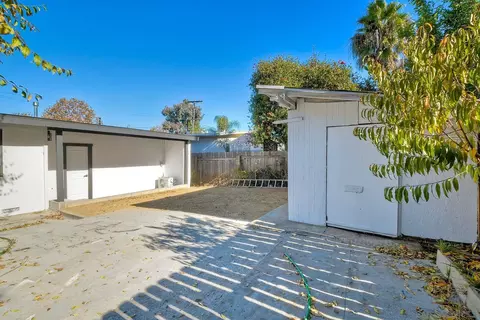 322 Eddie Dr, Vista, CA 92083 photo 14