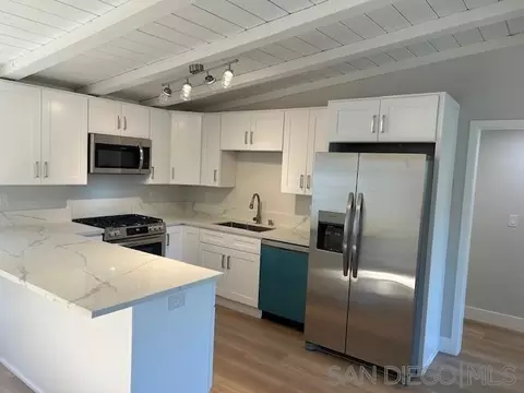 322 Eddie Dr, Vista, CA 92083 photo 26