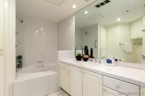 1101 1st #102, Coronado, CA 92118 photo 17