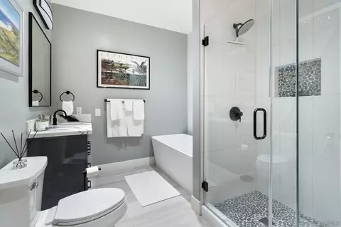 Bath - 2409 Dunstan, Oceanside, CA 92054 photo 1 of 7
