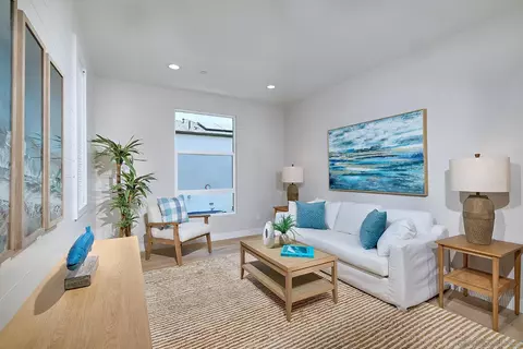 Living - 567 N Vulcan Ave, Encinitas, CA 92024 photo 7 of 7