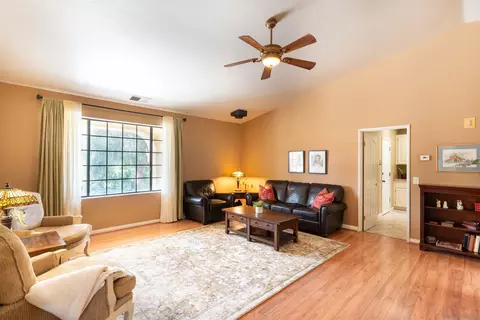Living - 1277 Valentine Ln, Fallbrook, CA 92028 photo 1 of 2