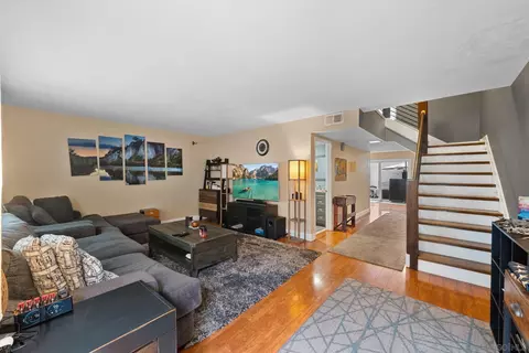 145 Fourth Ave #11, Chula Vista, CA 91910