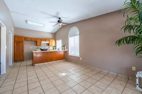 909 Jennifer St, Brawley, CA 92227 photo 11