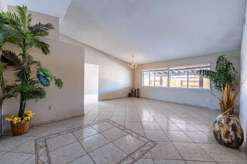 909 Jennifer St, Brawley, CA 92227 photo 6